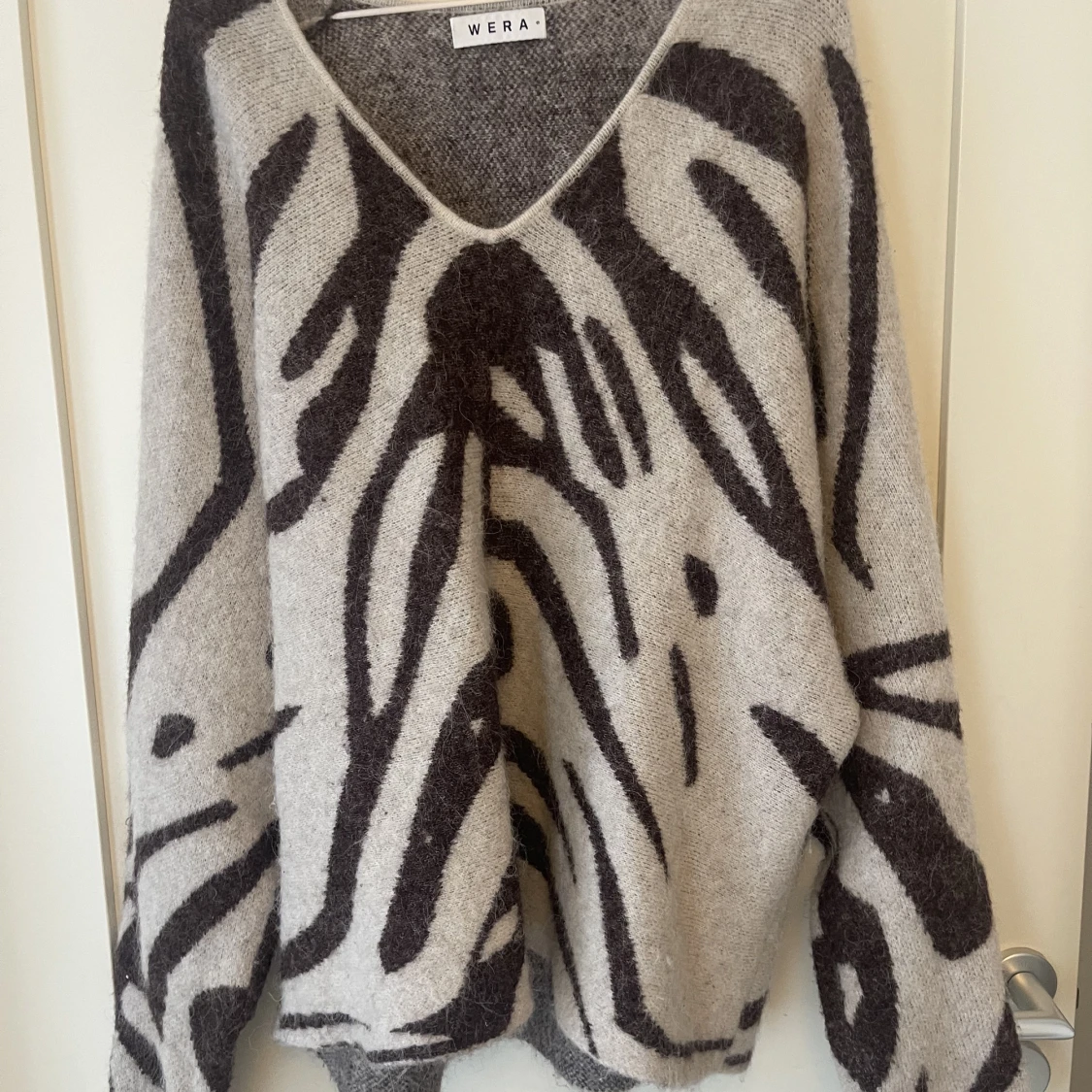 Oversize stickad tröja 