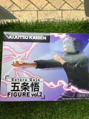 Satoru gojo  - Helt ny oöppnad Satoru figure! Skriv om ni vill köpa! Köparen står för frakt 69kr via postnord!❤️
