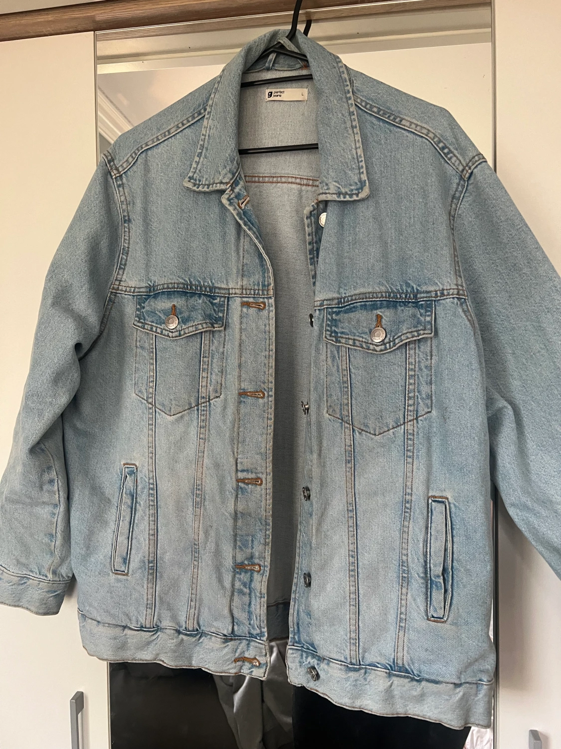 Jeansjacka säljes - 90