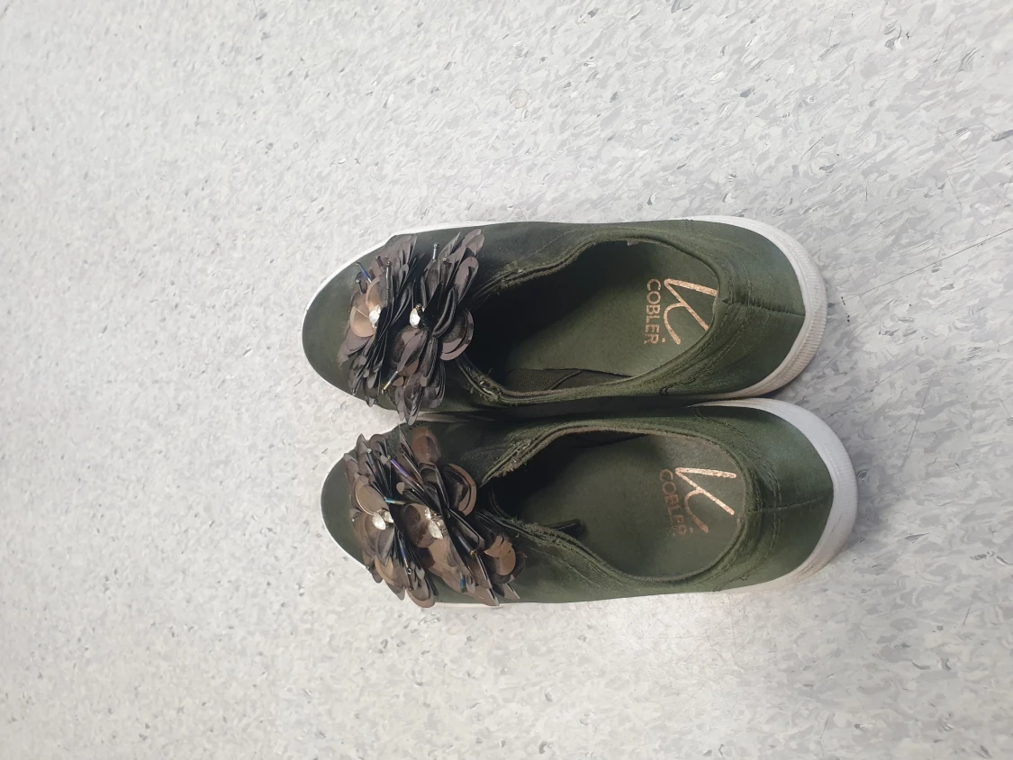 Skor från Cobler - 90
