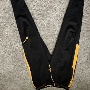 Nike byxor - Bara vanliga Nike byxor