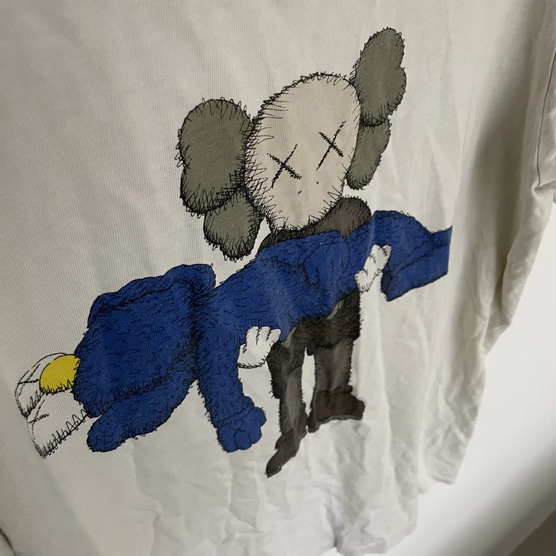 KAWS T-shirt  - 91