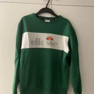Ellesse sweatshirt  - Storlek M