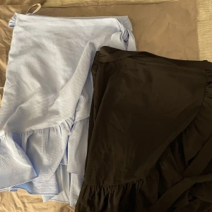 Två kjolar - Svart - only Blås -vero moda Skriv för mer info eller bilder ❤️