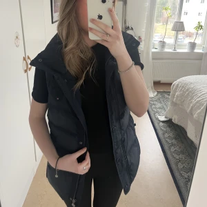 Väst - Tommy hilfiger väst, mörkblå. 