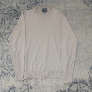 Stickad Grand Frank Tröja  - Stickad Grand Frank Tröja  Storlek: M