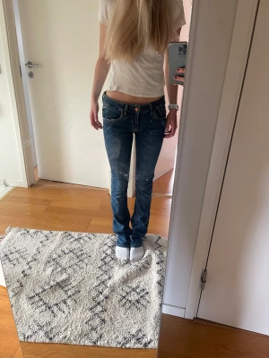 Diesel jeans - Låg midjade diesel jeans. 27 i midjan och 33 i längd! Inga defekter nya. 