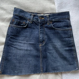 Jeans kjol - As snygg jeans kjol från crocker! Köparen står för frakt💘💕💞