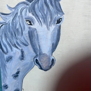 Hästtavla  - Det är en hästtavla på hästen Jocke det är en jättefin häst och den kostar 79 kr