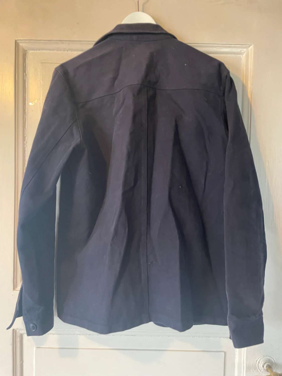 Mörkblå jacka  - 90