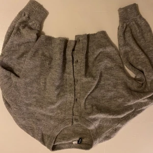 Kost  - Fin grå kofta !!