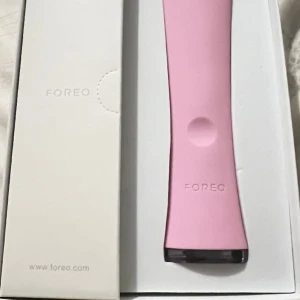Foreo espada blåljus behandling  - Skicka med laddare och förpackning 