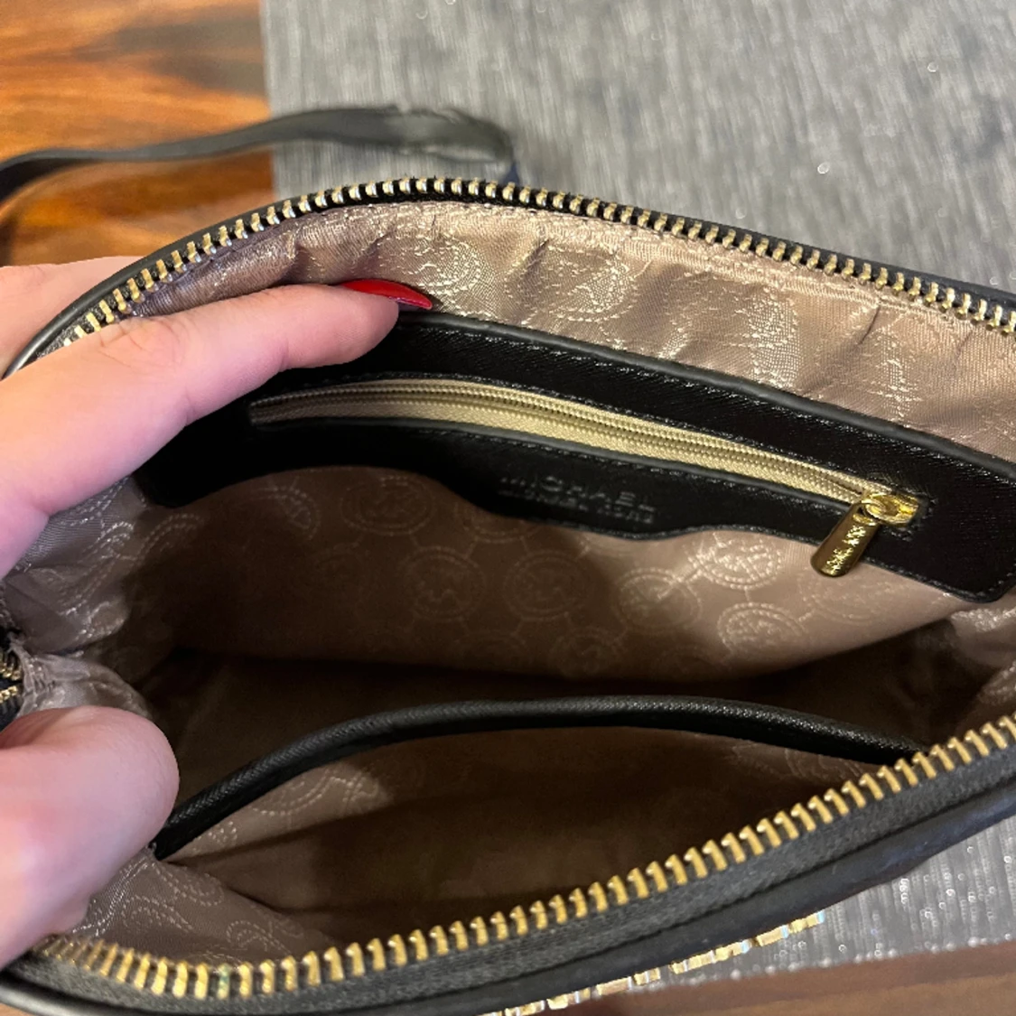 Michael kors väska  - 90