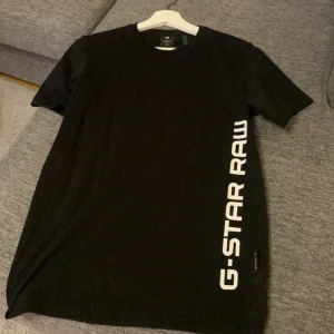 G-Star T-Shirt (S) - Säljer en T-Shirt ifrån G-Star i storlek s.