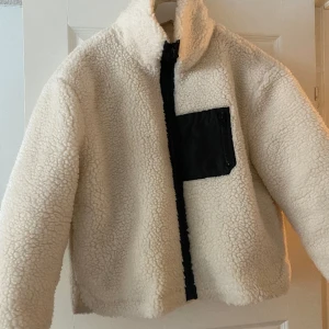 Teddyjacka - Supersnygg