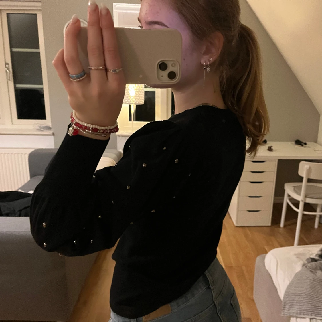 tjocktröja med nitar - 91