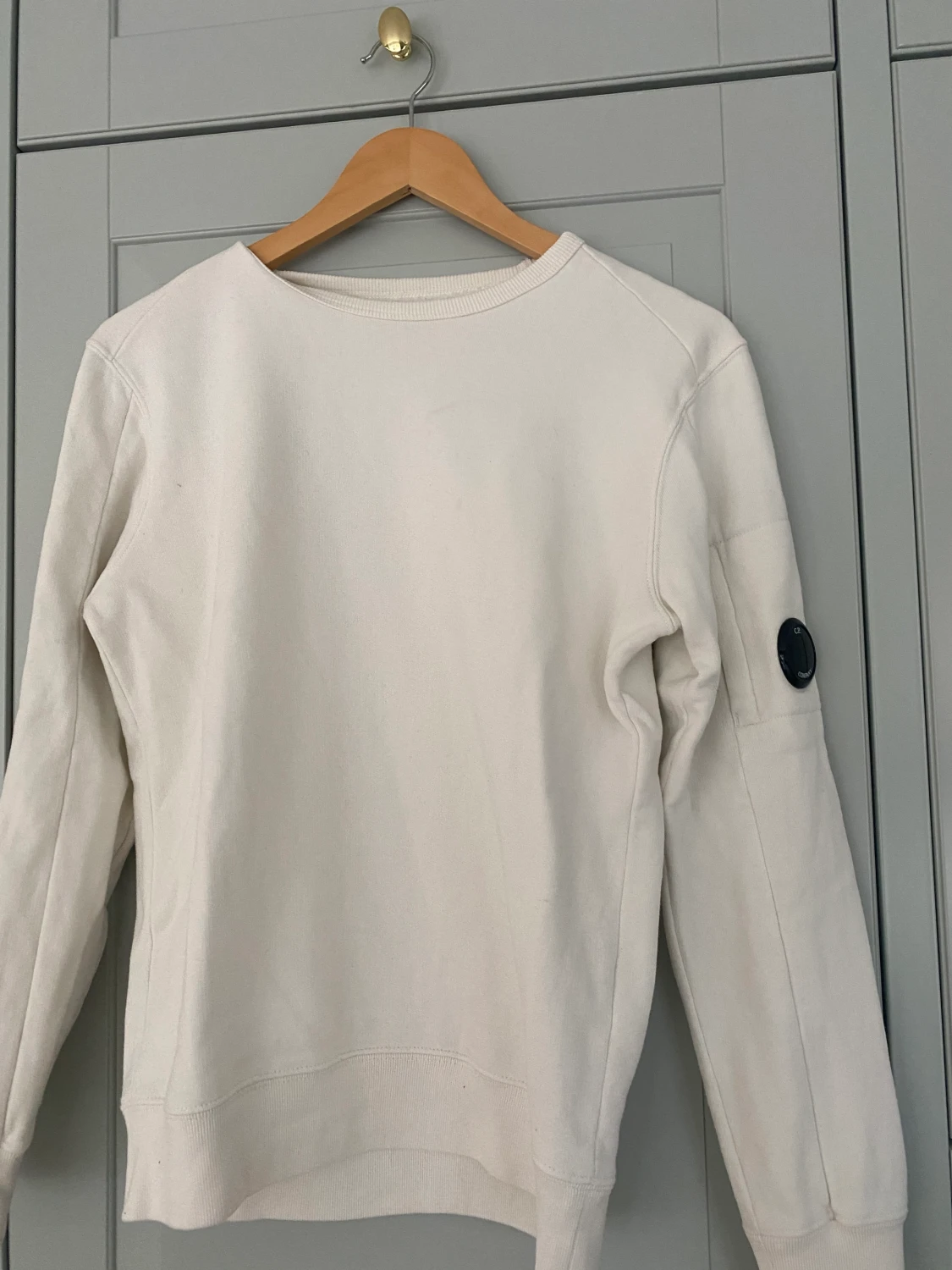 Två collegetröjor från CP Company