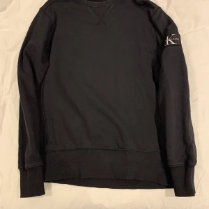 Calvin klein tröja - Super skick, lite använd 1100 nypris
