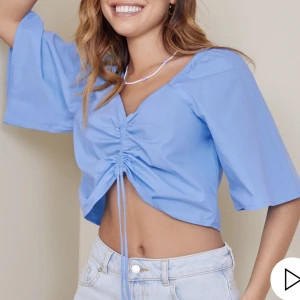 Croptop med snöring  - Använd en gång! 