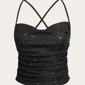 Glitter topp - Världens sötaste topp från shein som tyvärr aldrig kommit till användning💗kom privat för frågor och fler bilder💗