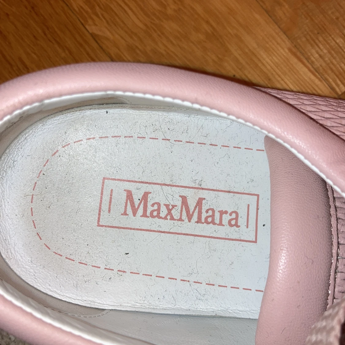 MaxMara skor - 90