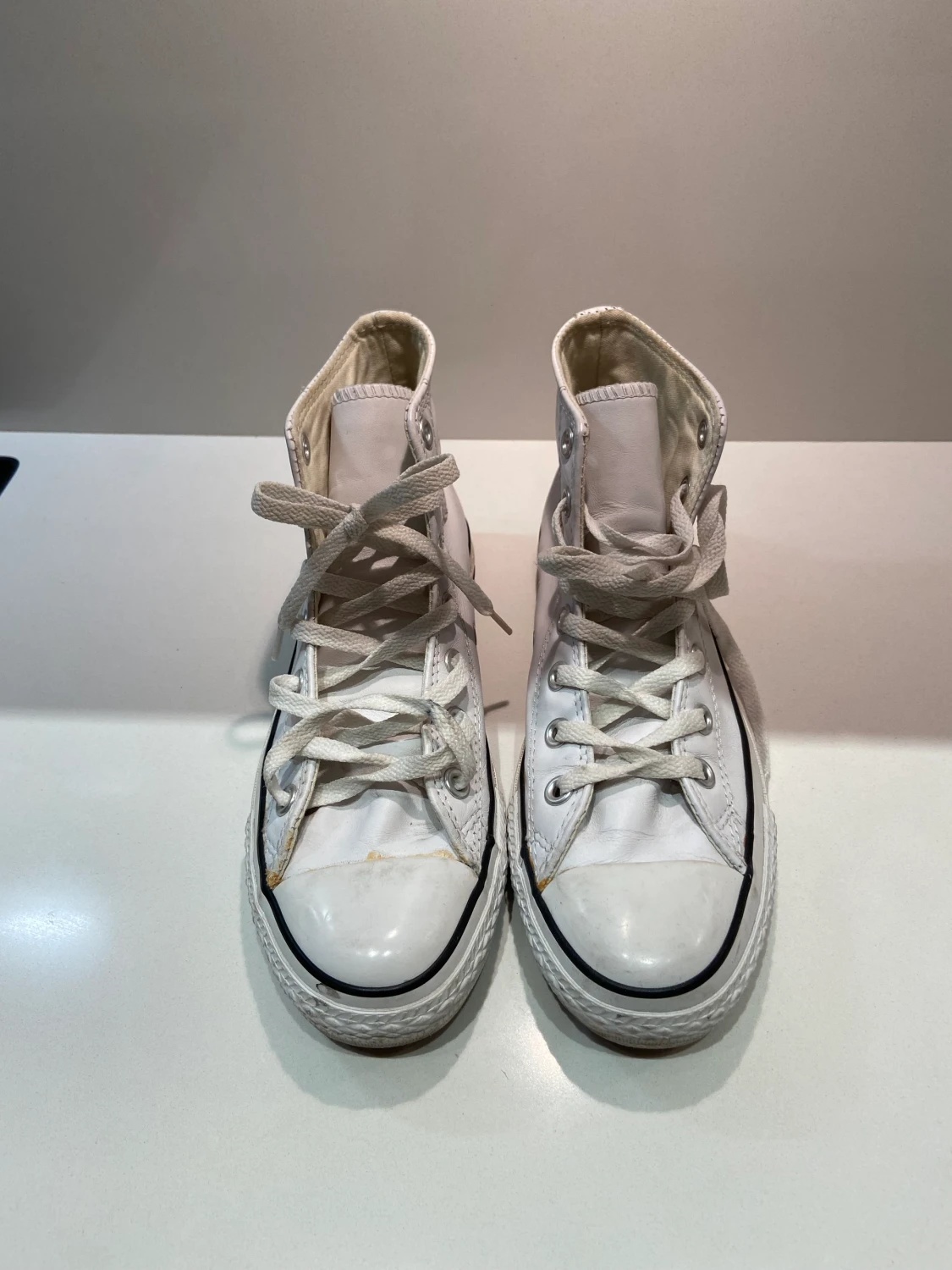 Läder Converse  - 90