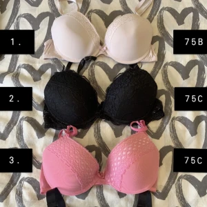 bh-ar - tre bh-ar säljes. en i 75B och två st i 75C. köp alla för 120kr eller en för 55kr/st. pris kan diskuteras! 