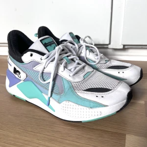 Puma X MTV - Super sköna löpskor Puma X MYV running system RS-X Tracks st 42 - 27cm org. pris 1200 