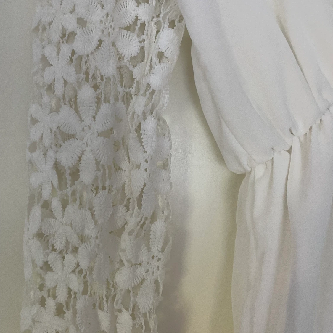 Byxdress m spets  - 90