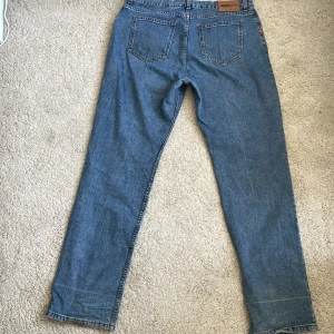 JOOP! Jeans baggy. - JOOP! Jeans. Baggy,  storlek: USA: 38/34. Street style type storlek och fit. Original pris: 1000 kr 
