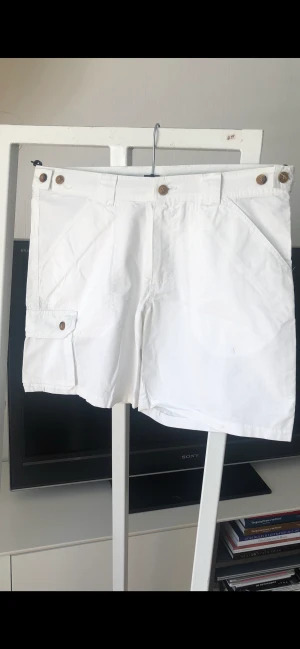 Shorts 36 - Nya