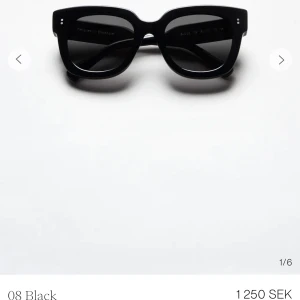 SVARTA CHIMIS NYSKICK  - Skit snygga CHIMIS i färgen berry, storlek 08 i nyskick!  Ett CHIMI case ingår. DM för fler bilder och ifall ni är intresserade så kan pris diskuteras❤️