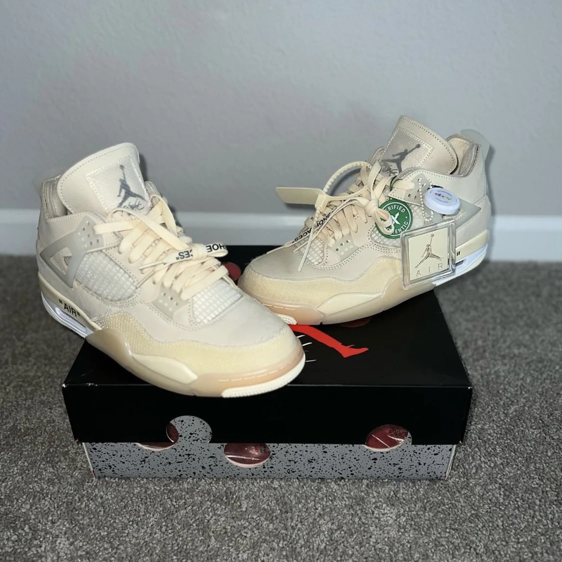 Jordan 4 off white  - 90