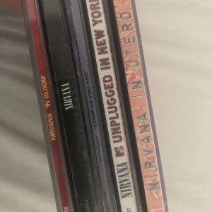 Cd-skivor  - Alla funkar och har inga repor 50kr sty alla 200kr 