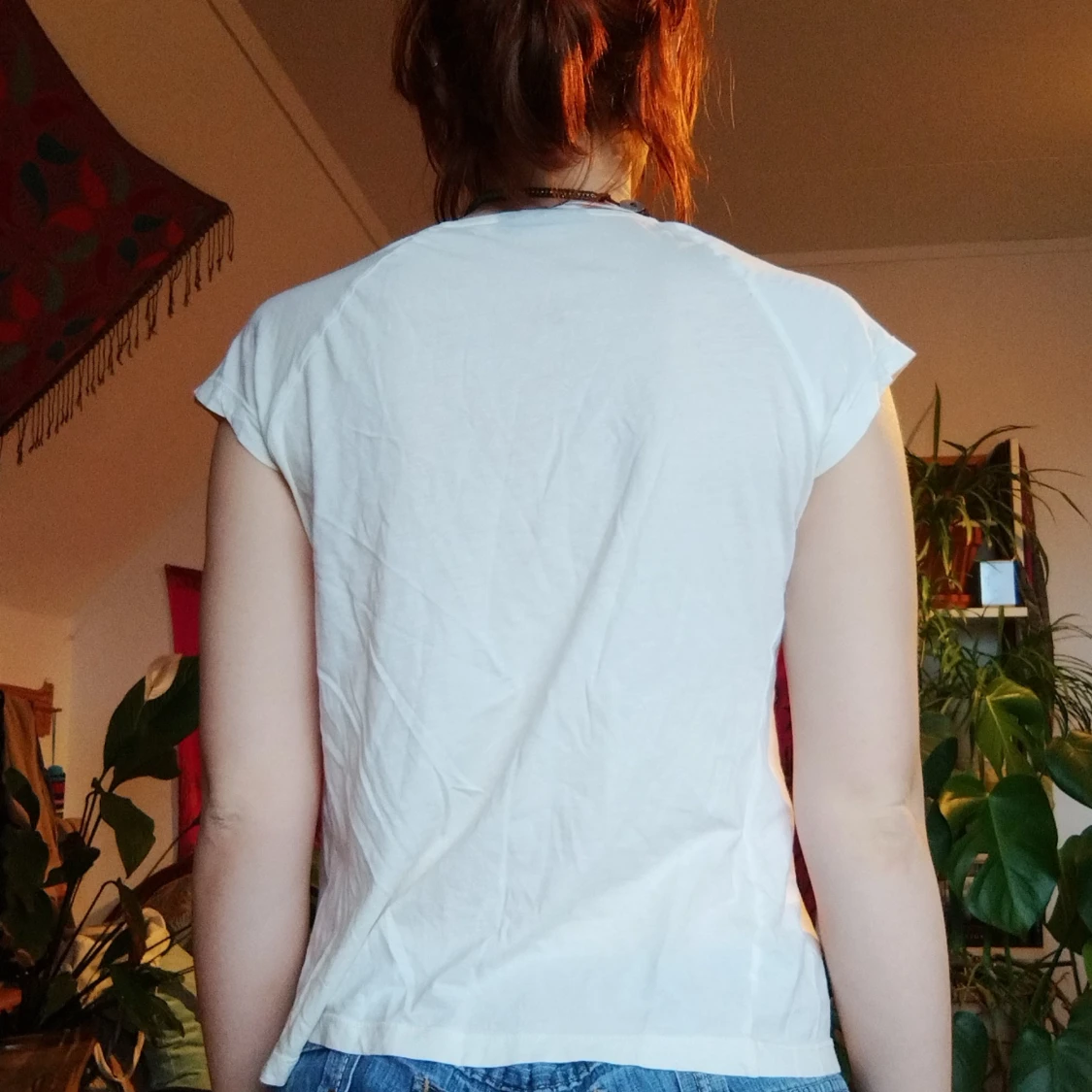 Vit tröja med snörning - 90