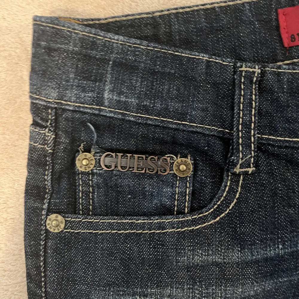 Vintage guess jeans från 2000-talet i storlek 27 (XS) 🤓. Jeans & Byxor.