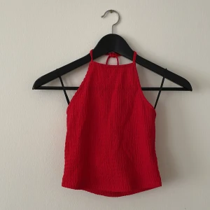 Linne - Fint linne i rött från Vila storlek XS men passar mig som är small i vanliga fall