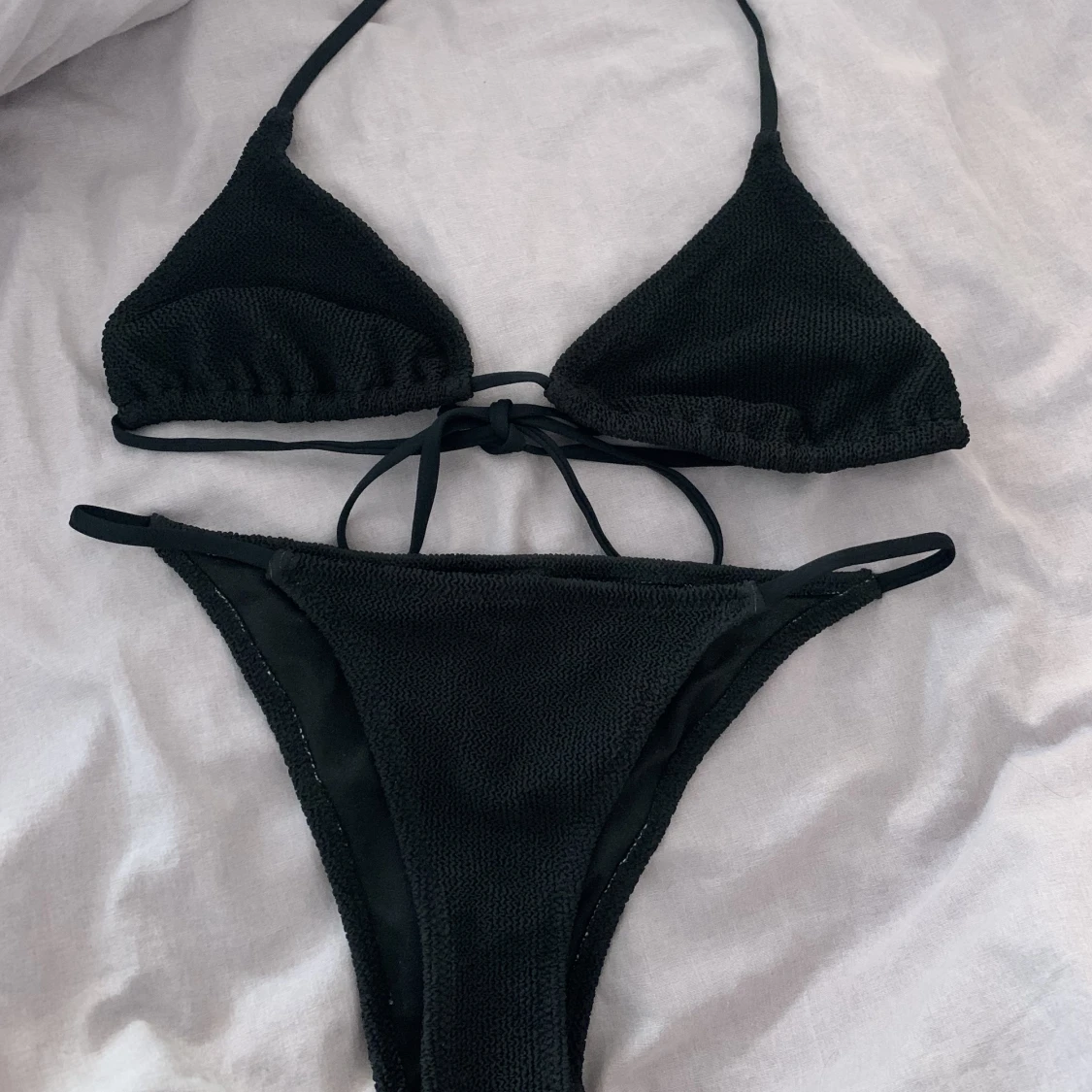Svart bikinisett