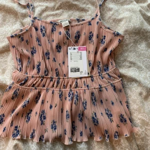 Topp - Helt ny, stretchig