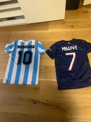Fotbollströjor  - Har fått in lite nya fotbollströjor. Mbappe, Messi, Ronaldo, vini jr, maradona