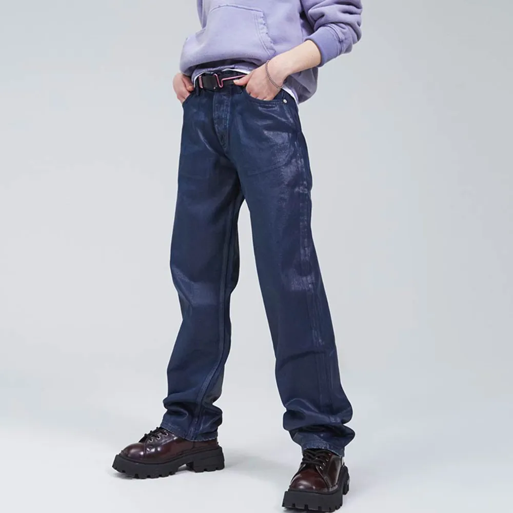 Eytys byxor i modellen benz! Köpta för 1800 men har knappt kommit till användning! De är långa i benen och passar på mig som är 177😁. Jeans & Byxor.