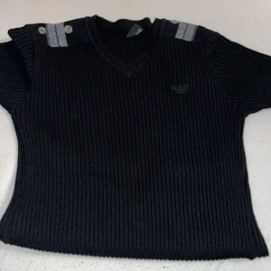 Armani tröja  - Kommer inte till användning längre typ helt ny 