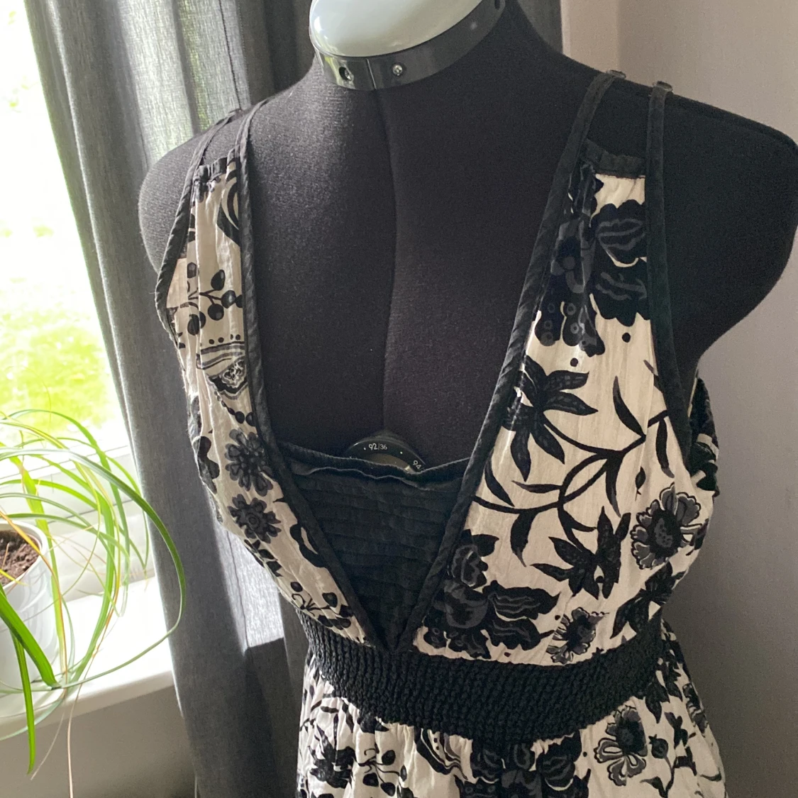 Blommig klänning - 91