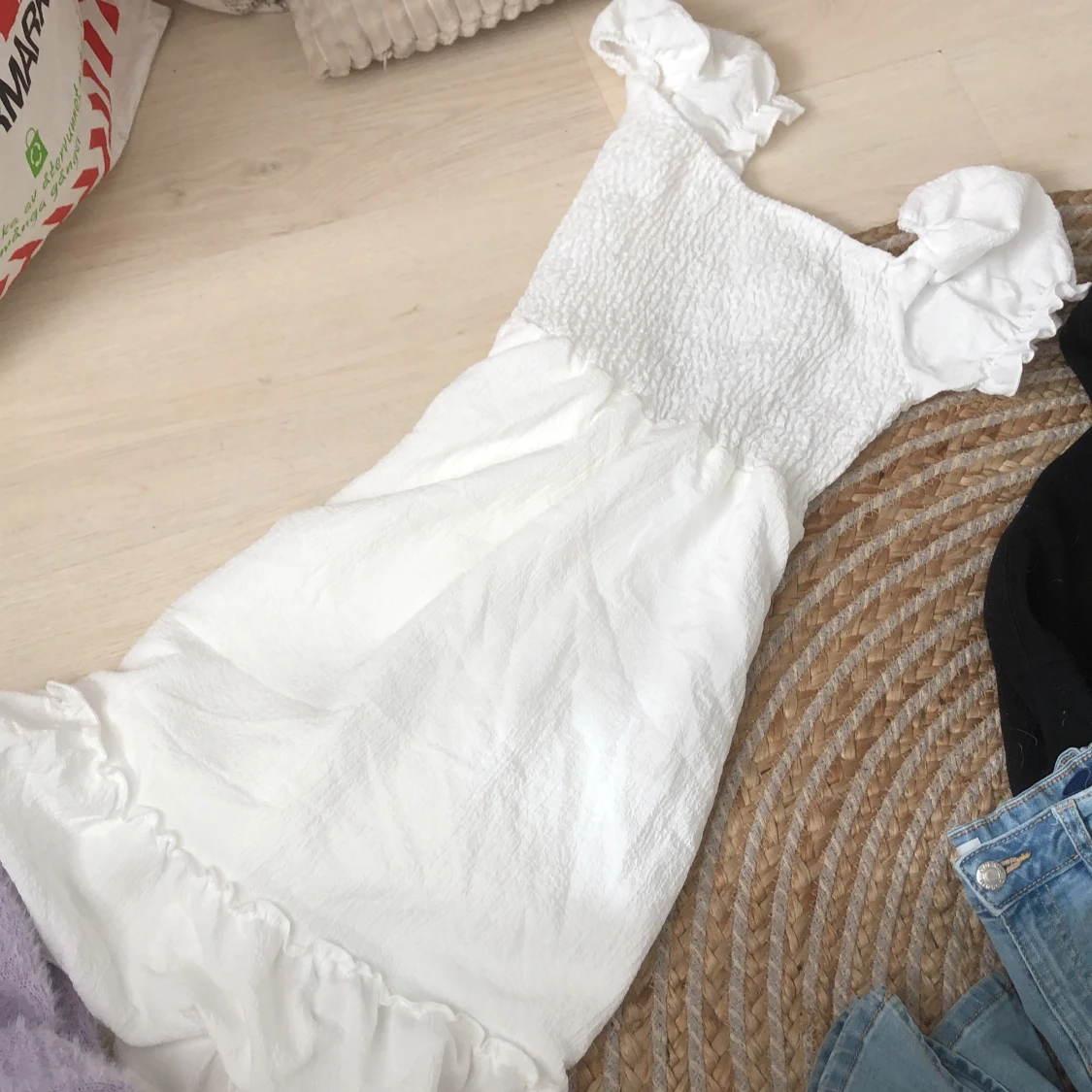 Söt klänning med en lila kofta - 91