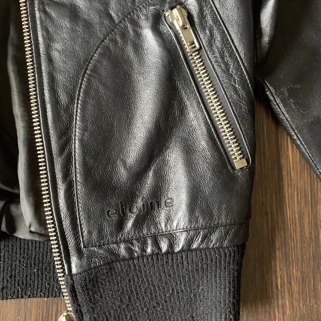 Skinnjacka Elvine small - 91