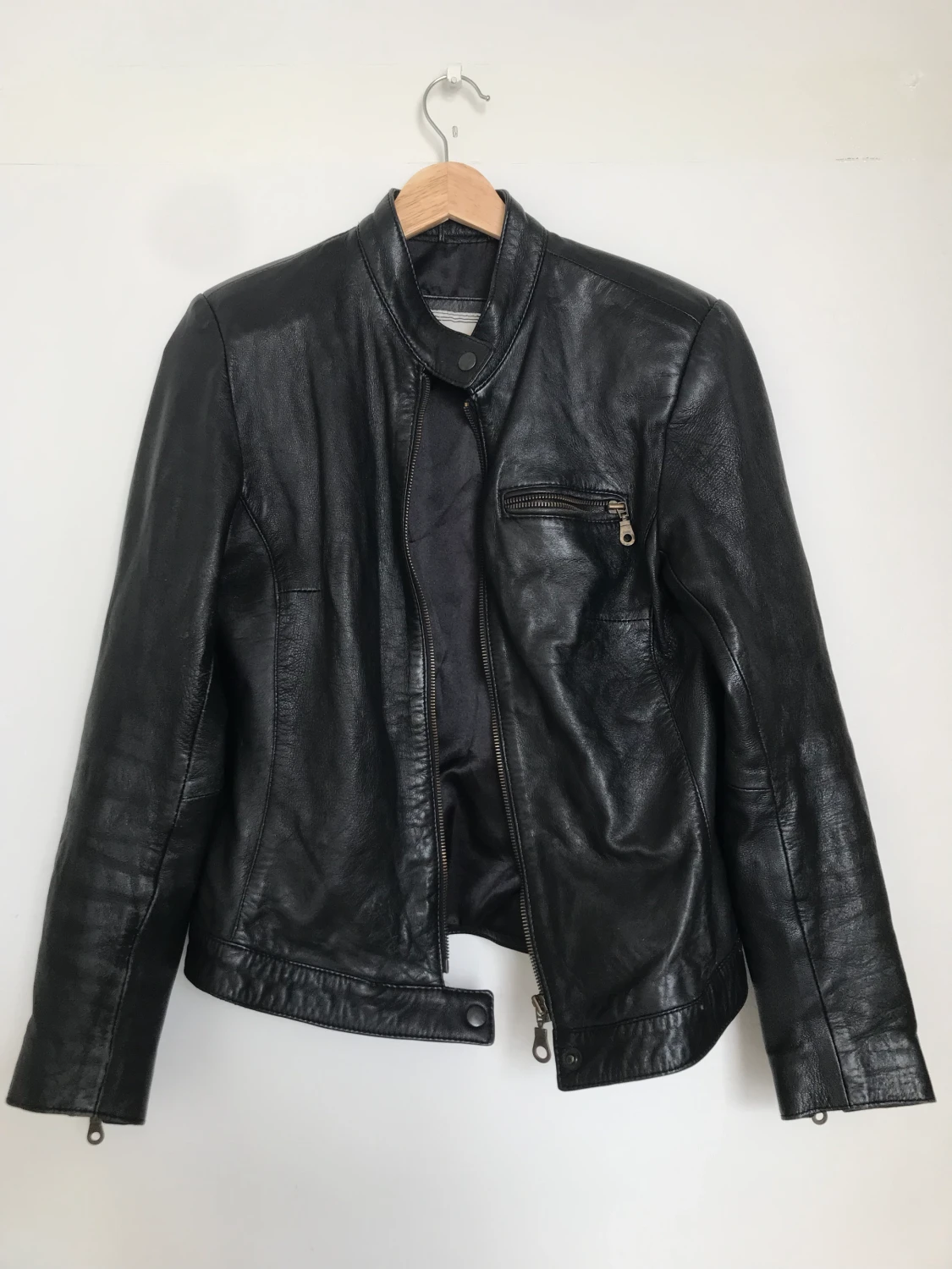 Svart läderjacka - 90