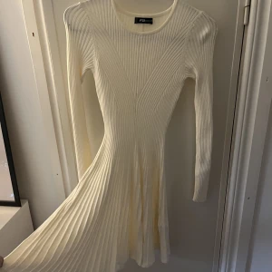 Klänning - Gullig klänning från Newyorker