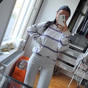 Tröja  - Tröja som passar xs-m