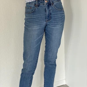 Jeans - Raka jeans i bra skick💙