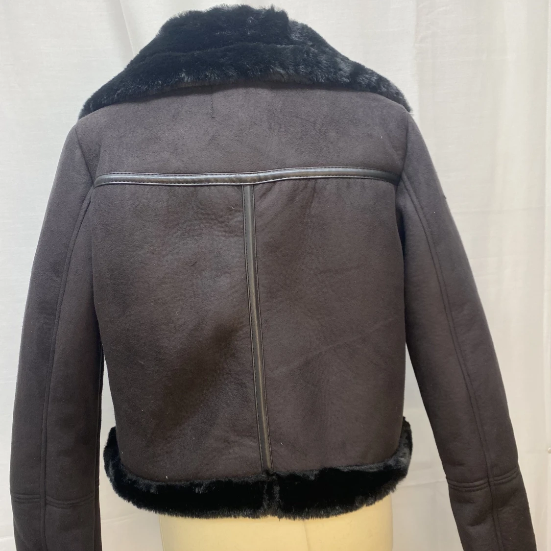 Strandivarius jacka  - 91